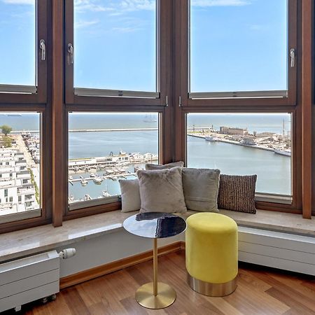Sea Towers Apartment กดิเนีย ภายนอก รูปภาพ