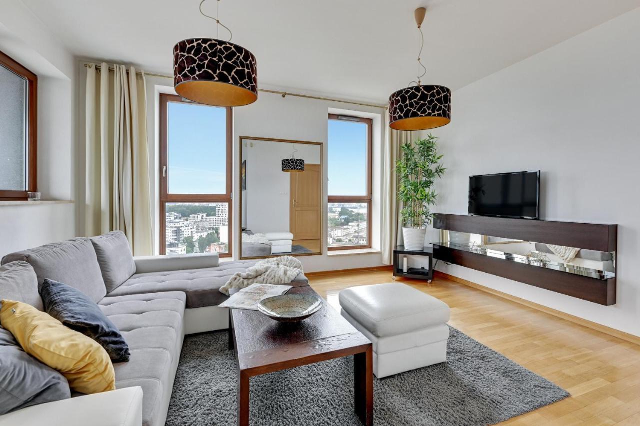Sea Towers Apartment กดิเนีย ภายนอก รูปภาพ