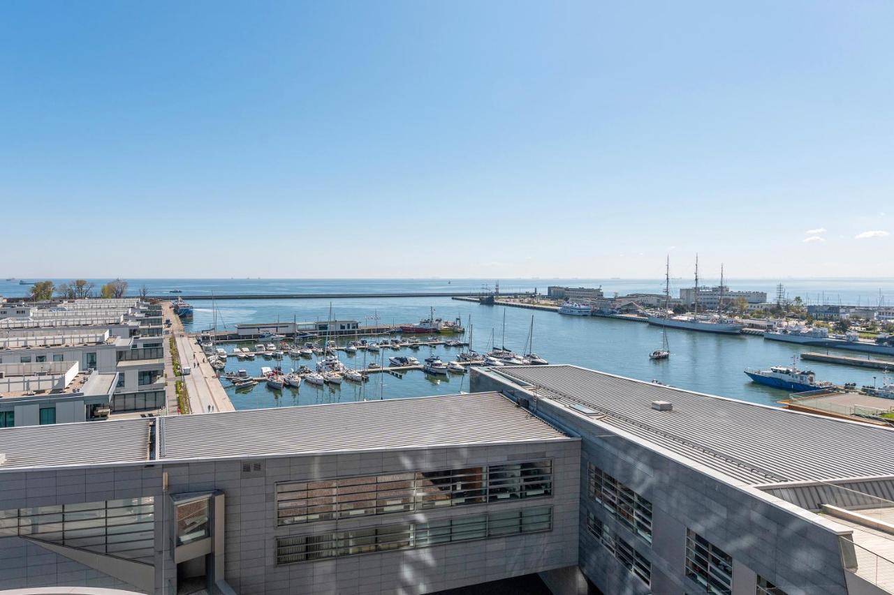 Sea Towers Apartment กดิเนีย ภายนอก รูปภาพ