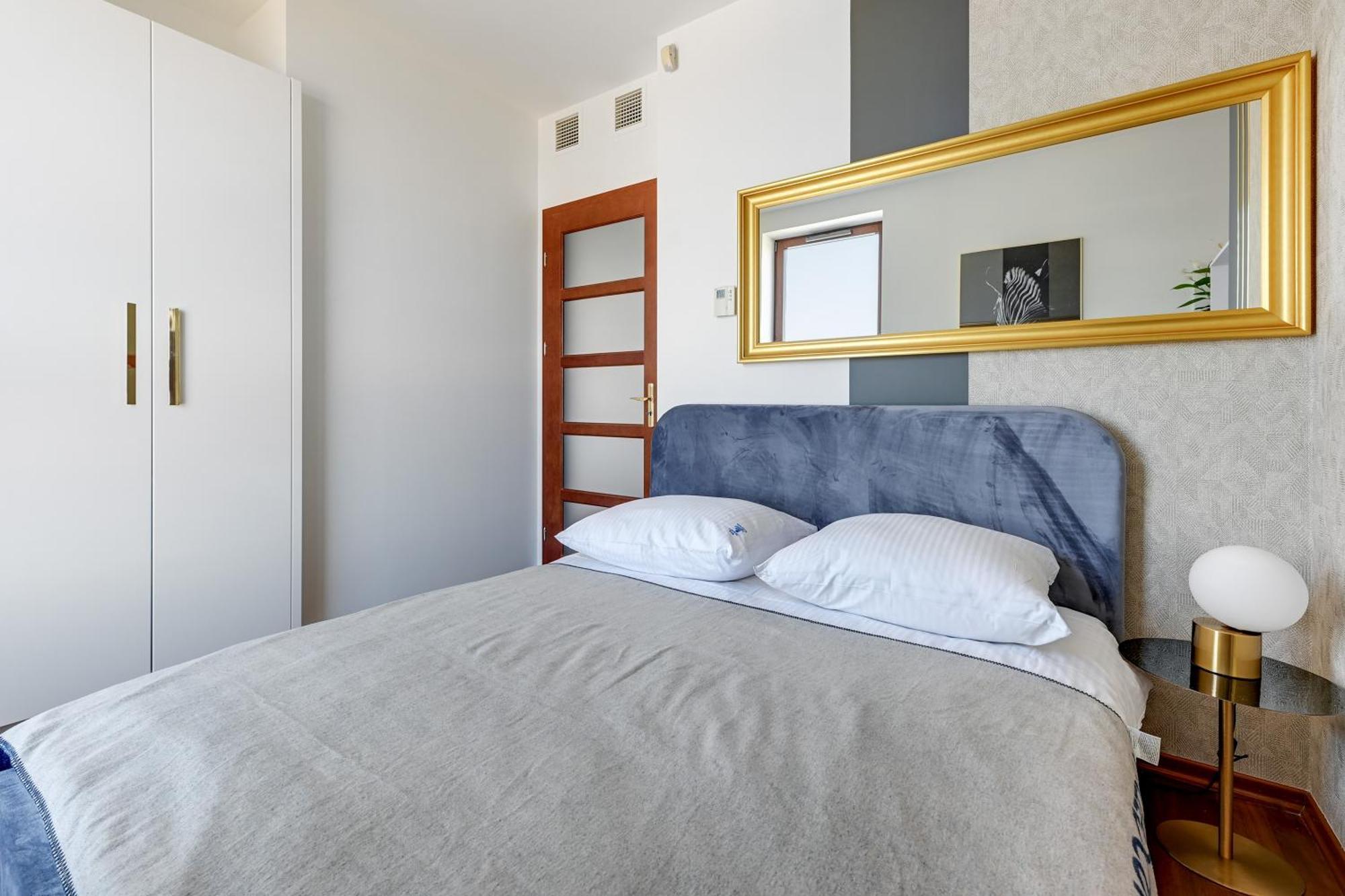Sea Towers Apartment กดิเนีย ภายนอก รูปภาพ